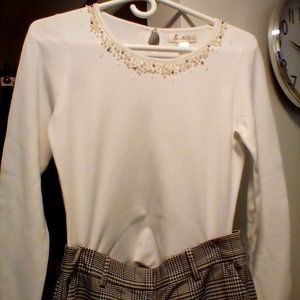 White coral an d beat cotton shirt and pattern pants